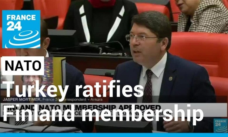 Turkey becomes last NATO nation to ratify Finland membership • FRANCE 24 English Turkey becomes last NATO nation to ratify Finland membership • FRANCE 24 English