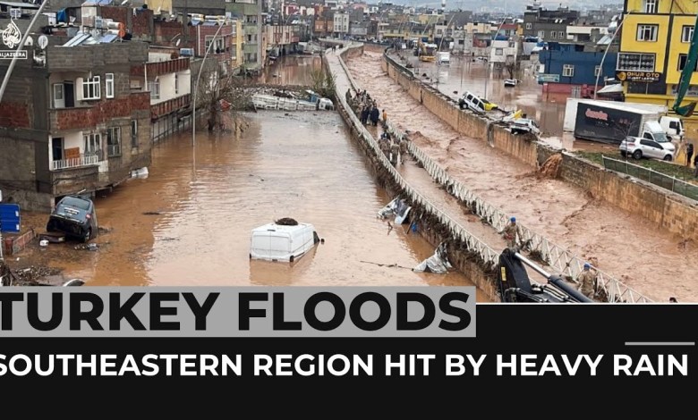 Turkey floods: Southeastern region hit by heavy rain Turkey floods: Southeastern region hit by heavy rain