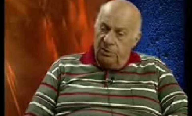 Ο θρυλικός ηγέτης Denktaş σε 3 επεισόδια στον Cem KAR του Εμβολίου Μεσημεριανής Πρακτορείας Ο θρυλικός ηγέτης Denktaş σε 3 επεισόδια στον Cem KAR του Εμβολίου Μεσημεριανής Πρακτορείας