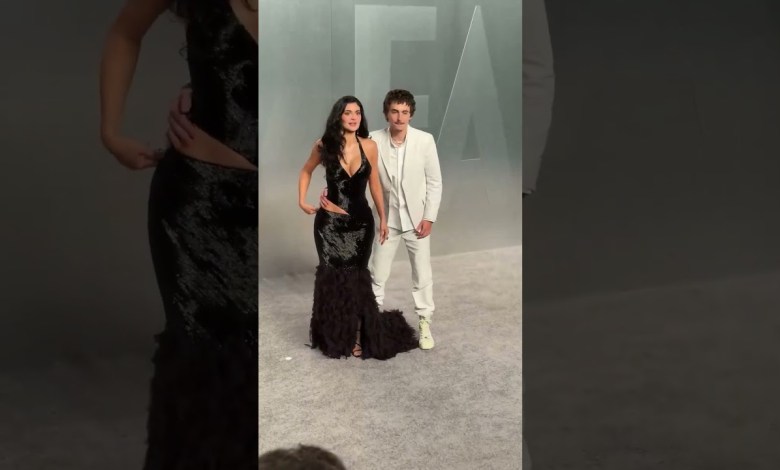 Timothée Chalamet, Kylie Jenner’ı öperek dikkatleri üzerine çekti. #shorts #magazing Timothée Chalamet, Kylie Jenner’ı öperek dikkatleri üzerine çekti. #shorts #magazing