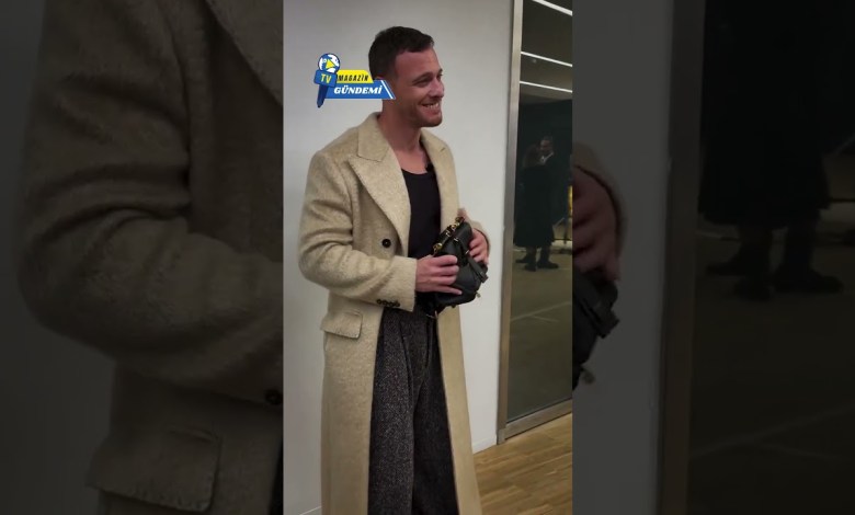 Kerem Bürsin’in Yaprak Dökümü Leyla kombini. #shorts #kerembürsin Kerem Bürsin’in Yaprak Dökümü Leyla kombini. #shorts #kerembürsin