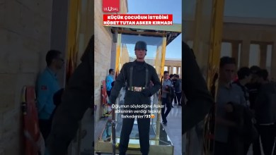 Anıtkabir’de saygı nöbeti tutan asker küçük çocuğun isteğini geri çevirmedi #shorts #asker Anıtkabir’de saygı nöbeti tutan asker küçük çocuğun isteğini geri çevirmedi #shorts #asker