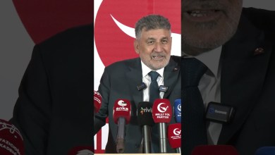 Türkiye kirli siyasetin, kirli siyasetçinin yaptıklarının cezasını çekiyor. Türkiye kirli siyasetin, kirli siyasetçinin yaptıklarının cezasını çekiyor.