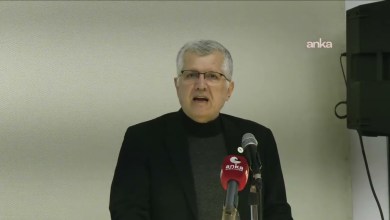 Sol Parti, “Türkiye’nin Çıkış ve Değişim Yolu” başlıklı siyaset tutum belgesini açıkladı Sol Parti, “Türkiye’nin Çıkış ve Değişim Yolu” başlıklı siyaset tutum belgesini açıkladı