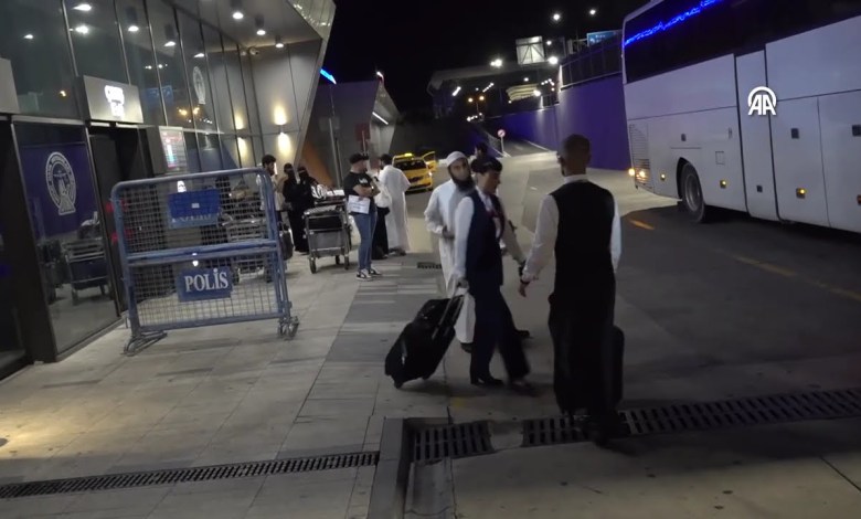 Flynas hava yolu şirketine ait Trabzon-Cidde uçağı acil iniş yaptı Flynas hava yolu şirketine ait Trabzon-Cidde uçağı acil iniş yaptı