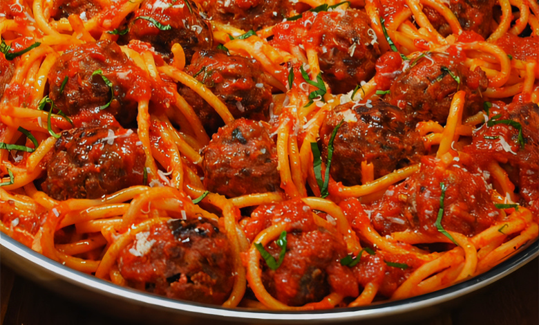 Spaghetti and Meatballs with fresh basil and grated Parmesan Spaghetti and Meatballs with fresh basil and grated Parmesan