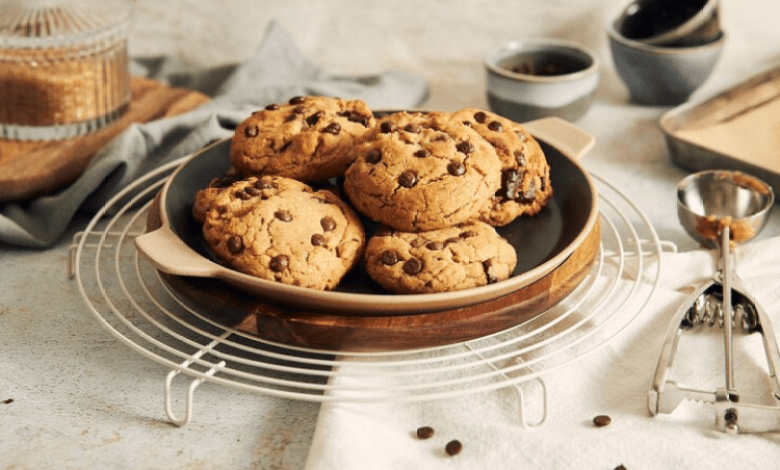 Bakery Style Chocolate Chip Cookies Bakery Style Chocolate Chip Cookies