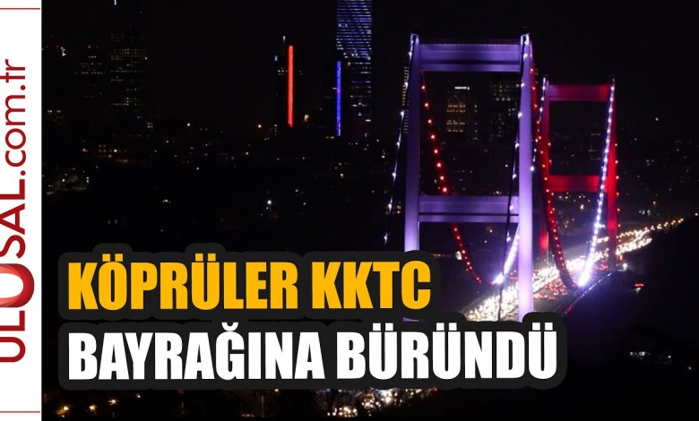 Köprüler KKTC bayrağı rengine büründü Köprüler KKTC bayrağı rengine büründü