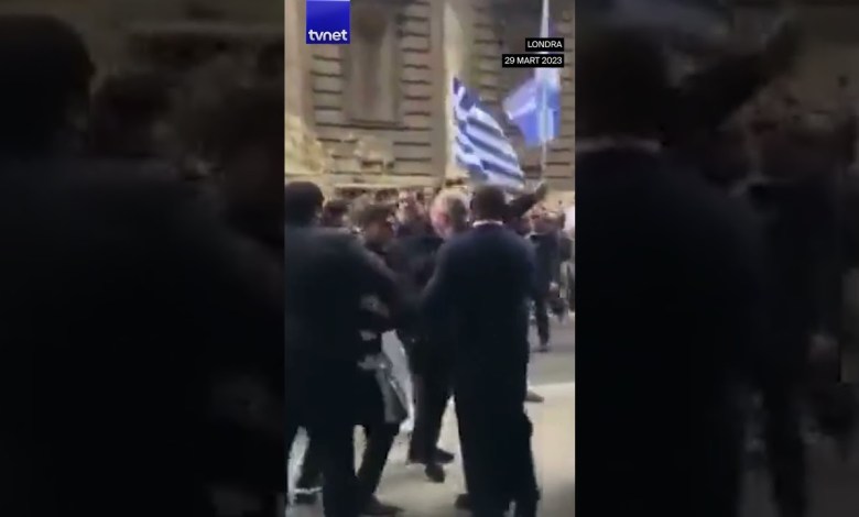 KKTC Cumhurbaşkanı Ersin Tatar’a Londra’da saldırı anları! #shorts #viral KKTC Cumhurbaşkanı Ersin Tatar’a Londra’da saldırı anları! #shorts #viral