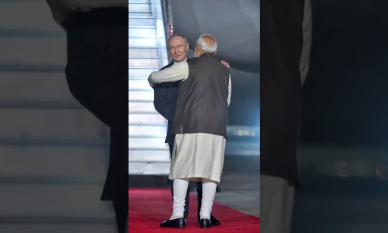 Modi Hugs Putin as He Arrives on India Visit Modi Hugs Putin as He Arrives on India Visit