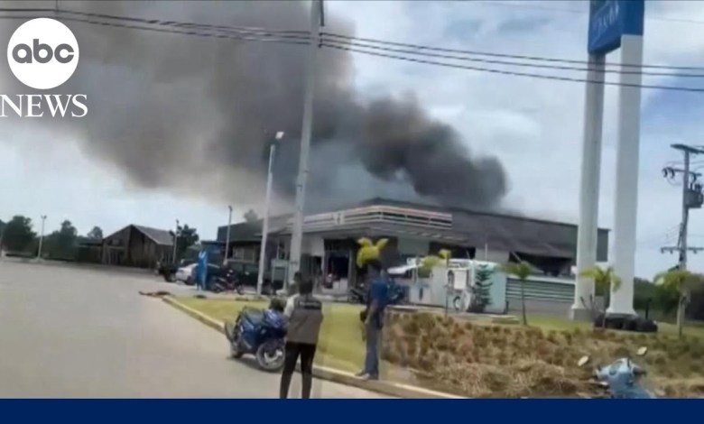Thai and Cambodian forces clash at border, prompting US embassy alert Thai and Cambodian forces clash at border, prompting US embassy alert