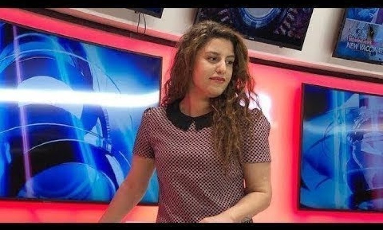 Siccin and a Super Adam type. Siccin and a Super Adam type.