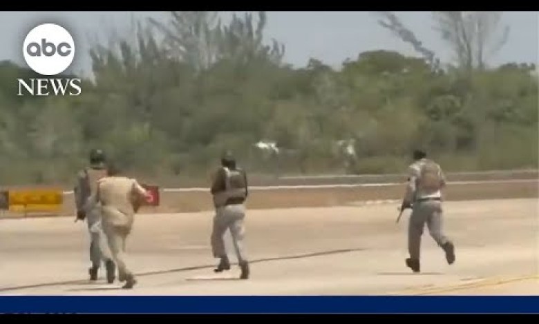 U.S. citizen hijacking plane in Belize killed by armed passenger, police say U.S. citizen hijacking plane in Belize killed by armed passenger, police say