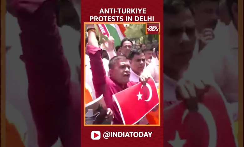 India-Turkey Relations Strained: Protests And Boycott Calls Over Pro-Pakistan Stance India-Turkey Relations Strained: Protests And Boycott Calls Over Pro-Pakistan Stance
