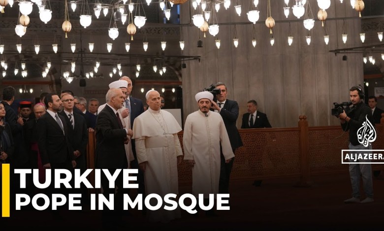 Pope Leo in turkey: Pontiff visits Istanbul’s Sultanahmet mosque Pope Leo in turkey: Pontiff visits Istanbul’s Sultanahmet mosque