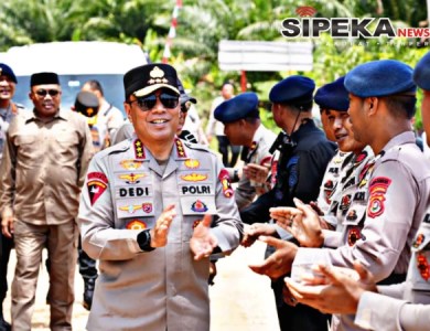 Kolaka Disiapkan Jadi Basis Strategis! Hibah Lahan Mako Brimob Digeber, Wakapolri: Demi Keamanan & Proyek Nasional Kolaka Disiapkan Jadi Basis Strategis! Hibah Lahan Mako Brimob Digeber, Wakapolri: Demi Keamanan & Proyek Nasional