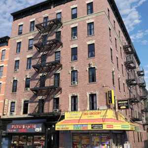 New York Bodega Liquor Store New York Bodega Liquor Store