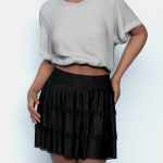dForce Oversized Crop T-Shirt and Skirt for Genesis 9 dForce Oversized Crop T-Shirt and Skirt for Genesis 9