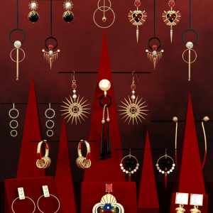 Fashion Basics: Earrings Fashion Basics: Earrings