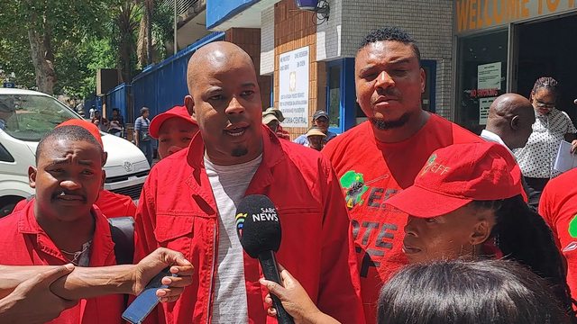 EFF’s Obakeng Ramabodu’s hate speech at Tshwane Council, despite his apology, deepens fears for Afrikaner safety in South Africa. EFF’s Obakeng Ramabodu’s hate speech at Tshwane Council, despite his apology, deepens fears for Afrikaner safety in South Africa.
