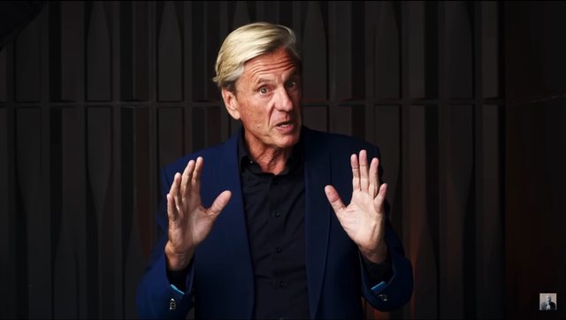 Rob Hersov explaining his six recommendations in a video to President Trump. Rob Hersov explaining his six recommendations in a video to President Trump.