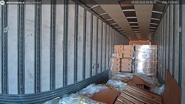 Trailer emptied by brazen thieves. Trailer emptied by brazen thieves.