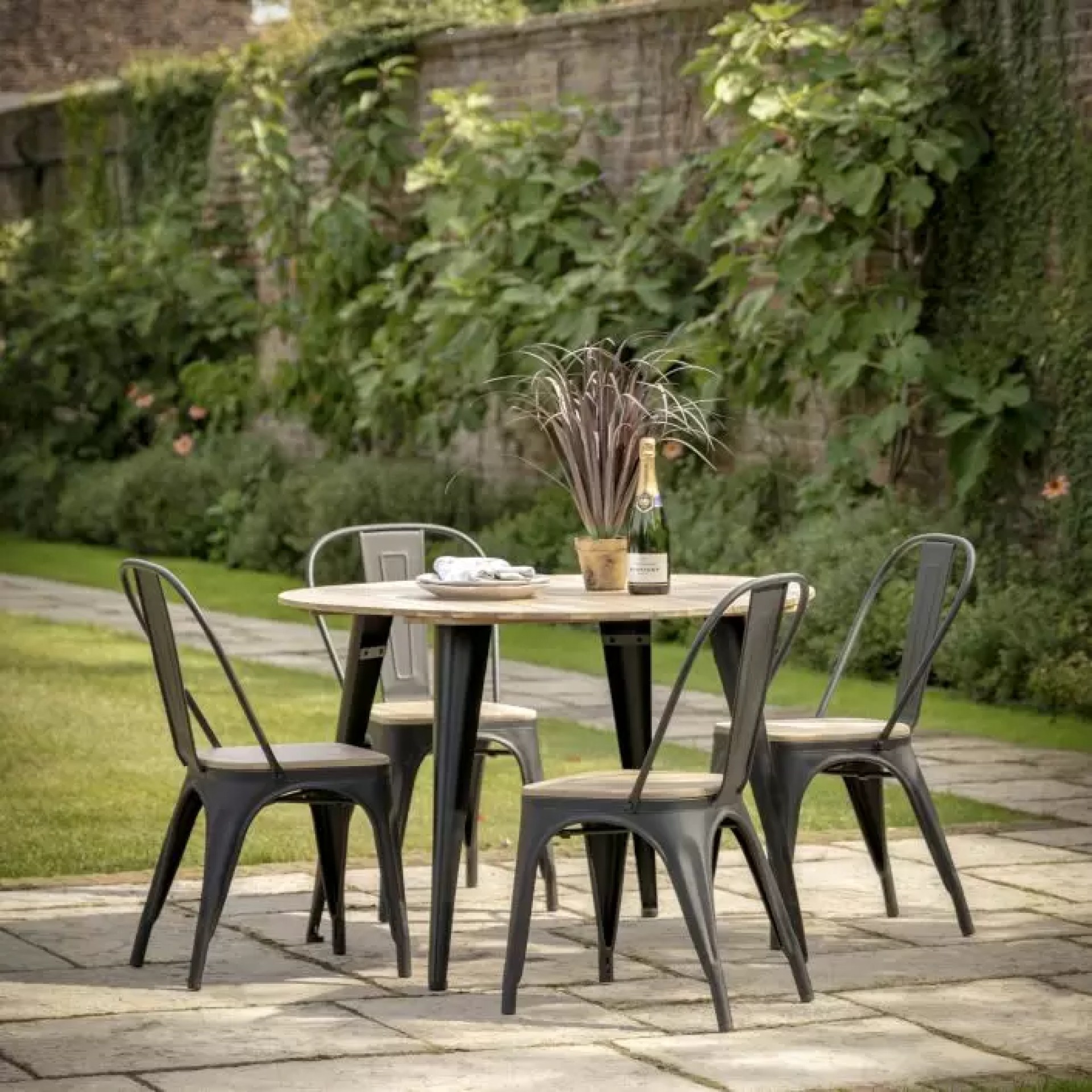 Ponza 110cm Acacia Outdoor Dining Table – Natural Ponza 110cm Acacia Outdoor Dining Table – Natural