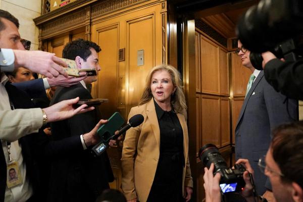 US Senators Also Reintroduce Bill to unlock Apple and Google app stores US Senators Also Reintroduce Bill to unlock Apple and Google app stores