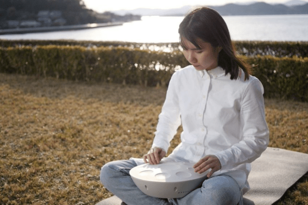 Roland just releases a strange little riff on an acoustic handpan Roland just releases a strange little riff on an acoustic handpan