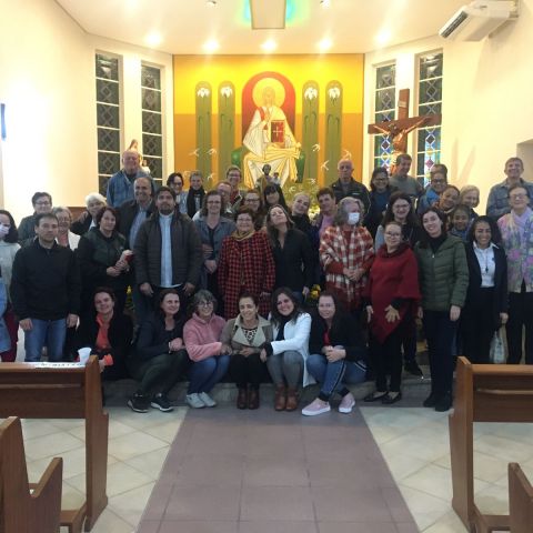 Formação na Igreja Matriz da Colônia Santana – São José Formação na Igreja Matriz da Colônia Santana – São José