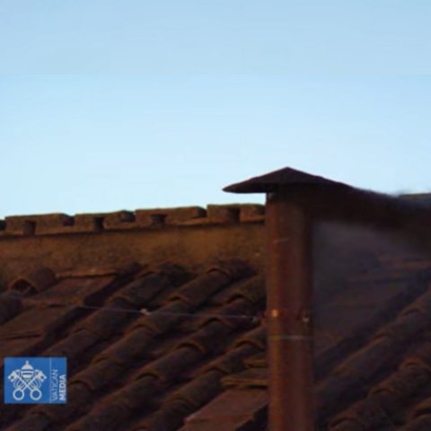 Conclave de 2025: fumaça preta marca o primeiro dia Conclave de 2025: fumaça preta marca o primeiro dia