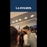 Les images des membres de la flottille humiliés en Israël déclenchent un incident diplomatique Les images des membres de la flottille humiliés en Israël déclenchent un incident diplomatique