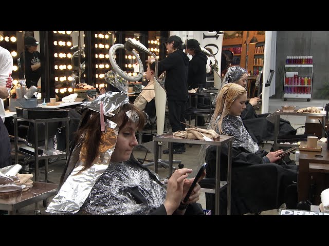 Pourquoi les salons de coiffure japonais sont en vogue chez les touristes étrangers Pourquoi les salons de coiffure japonais sont en vogue chez les touristes étrangers