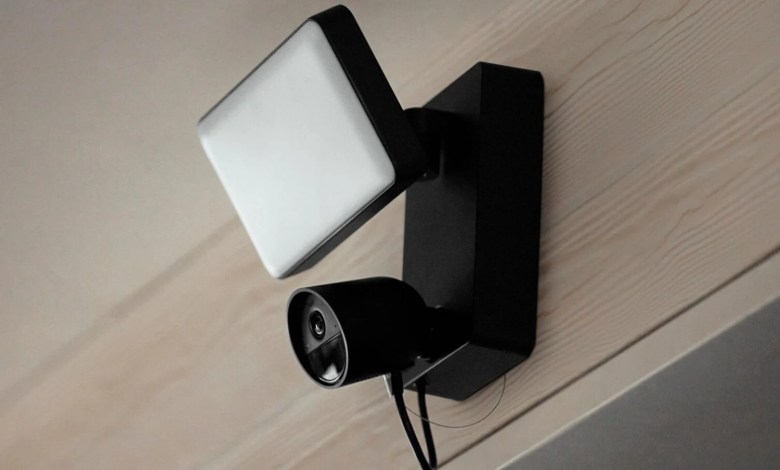 Philips Hue Self-Leaks' upcoming smart doorbell, sadly it won't change color Philips Hue Self-Leaks' upcoming smart doorbell, sadly it won't change color