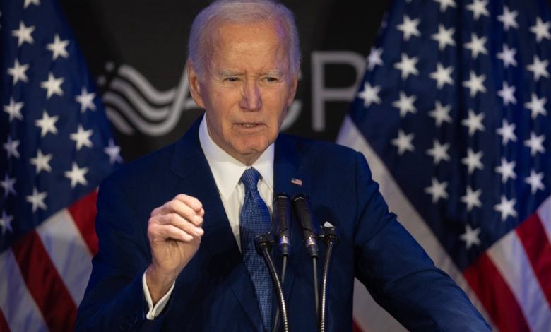 CNN host John Berman was arrested in Biden's remarks and his next move is surprising CNN host John Berman was arrested in Biden's remarks and his next move is surprising