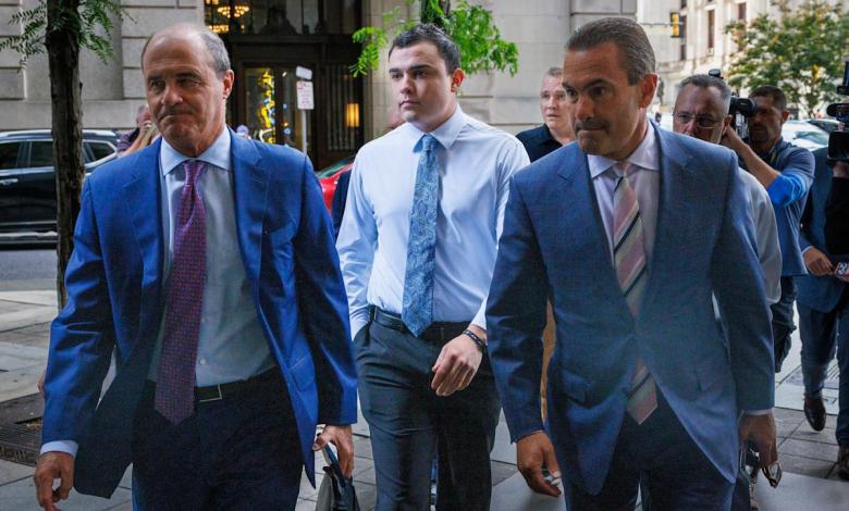 Former Phoenia official convicted of manslaughter rather than murder in traffic stop shooting Former Phoenia official convicted of manslaughter rather than murder in traffic stop shooting