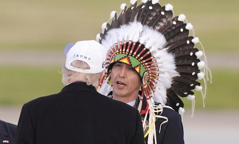 Aboriginal Canadian leader says he is “full of anger” before his “heavy” conversation with Trump Aboriginal Canadian leader says he is “full of anger” before his “heavy” conversation with Trump