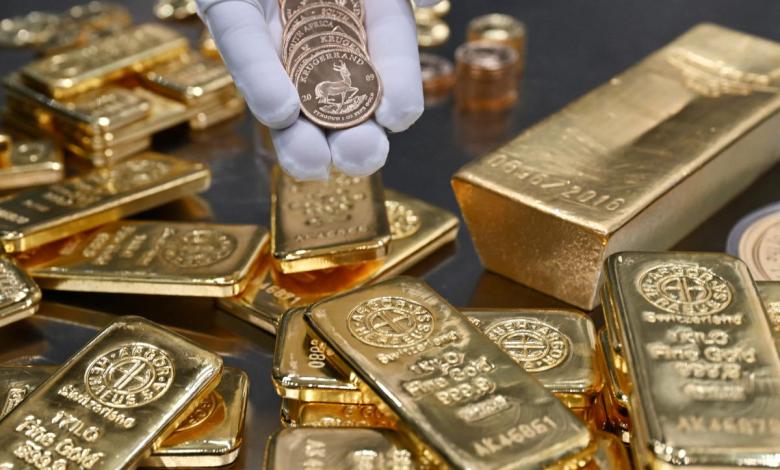 Gold prices retreat as investors await key U.S. inflation data Gold prices retreat as investors await key U.S. inflation data