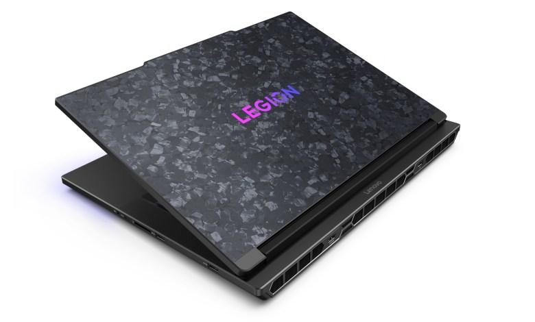 The 18-inch Lenovo Legion 9i can be switched between 2D and 3D without glasses The 18-inch Lenovo Legion 9i can be switched between 2D and 3D without glasses