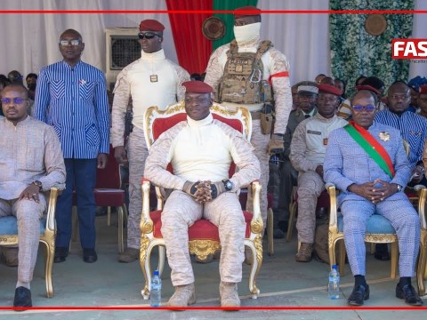 Burkina Faso : Près de 400 personnes décorées sous la présidence du Capitaine Ibrahim Traoré Burkina Faso : Près de 400 personnes décorées sous la présidence du Capitaine Ibrahim Traoré