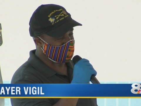 Strong showing of support for black community by Hispanics at prayer vigil Strong showing of support for black community by Hispanics at prayer vigil