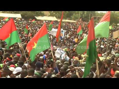 Thousands rally in Burkina Faso in support of military junta, following alleged coup attempt Thousands rally in Burkina Faso in support of military junta, following alleged coup attempt