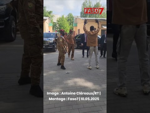 L’accueil réservé au Capitaine Ibrahim Traoré à l’Université Dmitri-Mendeleïev à Moscou. L’accueil réservé au Capitaine Ibrahim Traoré à l’Université Dmitri-Mendeleïev à Moscou.
