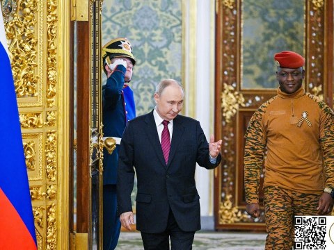 Moscou 2025 : voici ce que le Capitaine Ibrahim Traoré a dit à Vladmir Poutine Moscou 2025 : voici ce que le Capitaine Ibrahim Traoré a dit à Vladmir Poutine