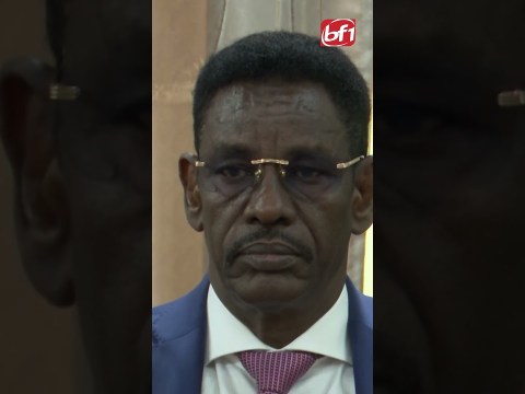 Coopération : Le président du Faso reçoit le ministre de la sécurité de la Somalie Coopération : Le président du Faso reçoit le ministre de la sécurité de la Somalie