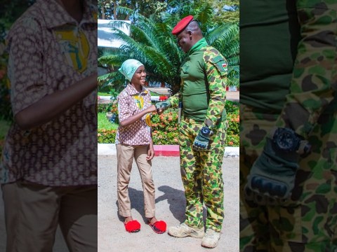 Président Ibrahim Traoré rencontre les élèves à Bobo ! Président Ibrahim Traoré rencontre les élèves à Bobo !