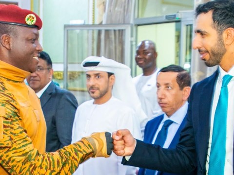 Burkina Faso : Le Capitaine Ibrahim Traoré reçoit un ministre des Emirats arabes unis Burkina Faso : Le Capitaine Ibrahim Traoré reçoit un ministre des Emirats arabes unis