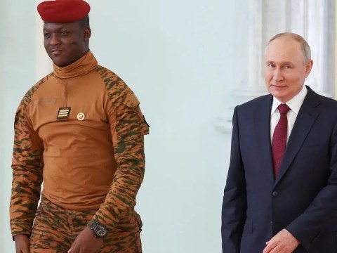 Arrivée du Capitaine Ibrahim Traore, Président du Burkina Faso, à Moscou| Arrivée du Capitaine Ibrahim Traore, Président du Burkina Faso, à Moscou|