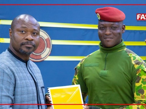 Le Capitaine Ibrahim Traoré reçoit une délégation de panafricains Le Capitaine Ibrahim Traoré reçoit une délégation de panafricains