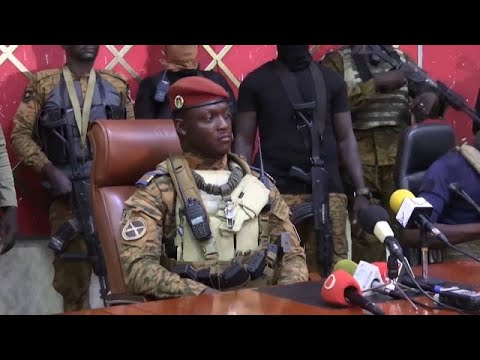 Burkina Faso’s new leader meets with government officials | Africanews Burkina Faso’s new leader meets with government officials | Africanews